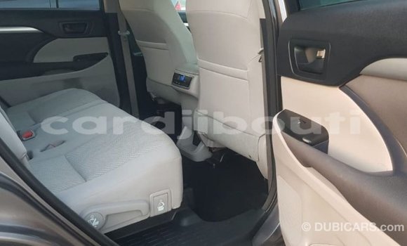 Buy Import Toyota Highlander Other Car in Import - Dubai in Ali Sabieh Region Buy Import Toyota Highlander Other Car in Import - Dubai in Ali Sabieh Region