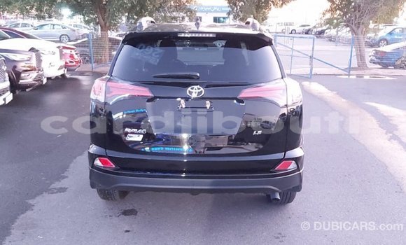 Acheter Import Voiture Toyota 4Runner Noir à Import - Dubai, Ali Sabieh Region Acheter Import Voiture Toyota 4Runner Noir à Import - Dubai, Ali Sabieh Region