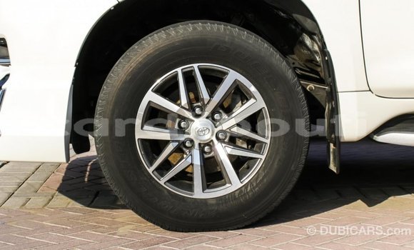 Buy Import Toyota Prado White Car in Import - Dubai in Ali Sabieh Region Buy Import Toyota Prado White Car in Import - Dubai in Ali Sabieh Region