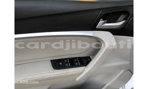 Acheter Import Voiture Geely Emgrand 7 Blanc à Import - Dubai, Ali Sabieh Region Acheter Import Voiture Geely Emgrand 7 Blanc à Import - Dubai, Ali Sabieh Region