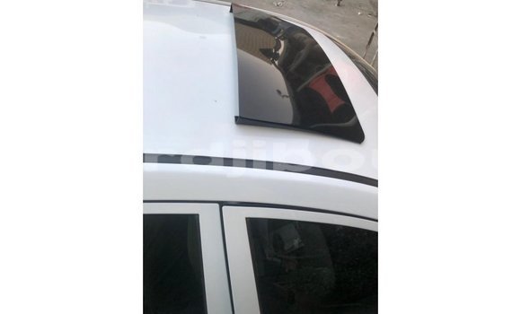 Acheter Import Voiture Geely Emgrand 7 Blanc à Import - Dubai, Ali Sabieh Region Acheter Import Voiture Geely Emgrand 7 Blanc à Import - Dubai, Ali Sabieh Region