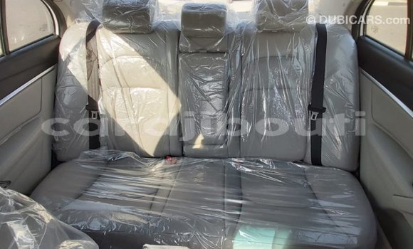 Acheter Import Voiture Geely Emgrand 7 Blanc à Import - Dubai, Ali Sabieh Region Acheter Import Voiture Geely Emgrand 7 Blanc à Import - Dubai, Ali Sabieh Region