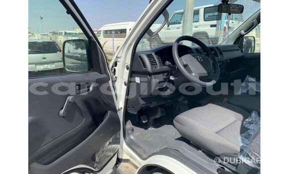 Buy Import Toyota Hiace White Car in Import - Dubai in Ali Sabieh Region Buy Import Toyota Hiace White Car in Import - Dubai in Ali Sabieh Region