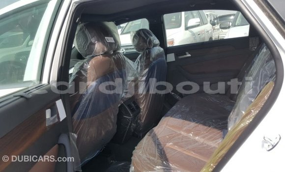 Buy Import Hyundai Sonata White Car in Import - Dubai in Ali Sabieh Region Buy Import Hyundai Sonata White Car in Import - Dubai in Ali Sabieh Region