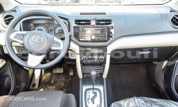 Acheter Import Voiture Toyota Rush Marron à Import - Dubai, Ali Sabieh Region Acheter Import Voiture Toyota Rush Marron à Import - Dubai, Ali Sabieh Region
