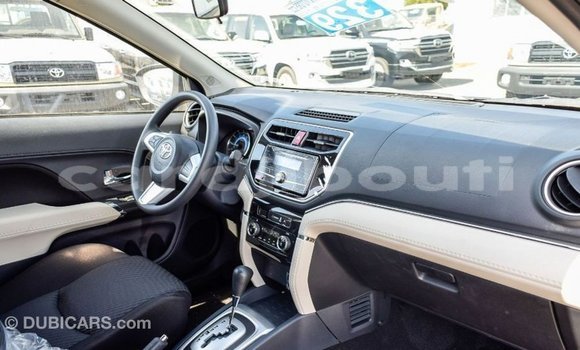 Acheter Import Voiture Toyota Rush Marron à Import - Dubai, Ali Sabieh Region Acheter Import Voiture Toyota Rush Marron à Import - Dubai, Ali Sabieh Region