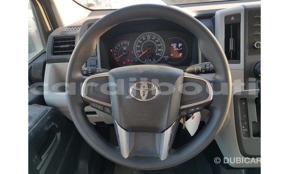 Buy Import Toyota Hiace White Car in Import - Dubai in Ali Sabieh Region Buy Import Toyota Hiace White Car in Import - Dubai in Ali Sabieh Region