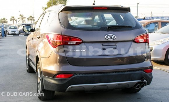 Buy Import Hyundai Santa Fe Brown Car in Import - Dubai in Ali Sabieh Region Buy Import Hyundai Santa Fe Brown Car in Import - Dubai in Ali Sabieh Region