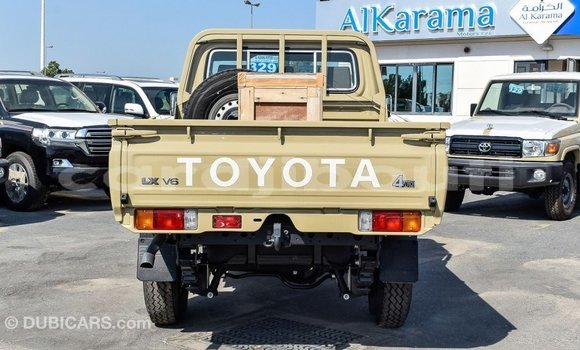 Buy Import Toyota Land Cruiser Beige Car in Import - Dubai in Ali Sabieh Region Buy Import Toyota Land Cruiser Beige Car in Import - Dubai in Ali Sabieh Region