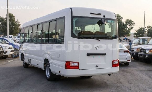 Acheter Import Voiture Toyota Coaster Blanc à Import - Dubai, Ali Sabieh Region Acheter Import Voiture Toyota Coaster Blanc à Import - Dubai, Ali Sabieh Region