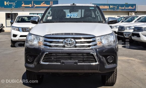 Acheter Import Voiture Toyota Hilux Autre à Import - Dubai, Ali Sabieh Region Acheter Import Voiture Toyota Hilux Autre à Import - Dubai, Ali Sabieh Region