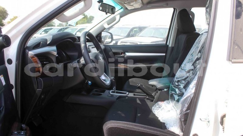 Big with watermark toyota hilux ali sabieh region import dubai 2970