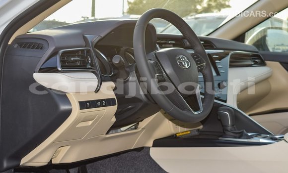 Buy Import Toyota Camry White Car in Import - Dubai in Ali Sabieh Region Buy Import Toyota Camry White Car in Import - Dubai in Ali Sabieh Region
