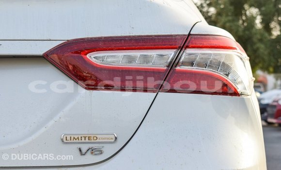 Buy Import Toyota Camry White Car in Import - Dubai in Ali Sabieh Region Buy Import Toyota Camry White Car in Import - Dubai in Ali Sabieh Region