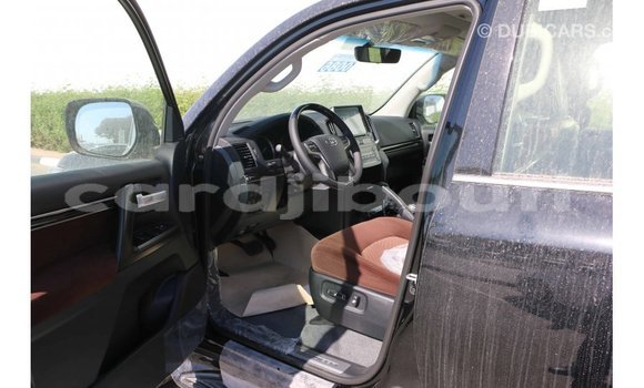 Buy Import Toyota Land Cruiser Black Car in Import - Dubai in Ali Sabieh Region Buy Import Toyota Land Cruiser Black Car in Import - Dubai in Ali Sabieh Region