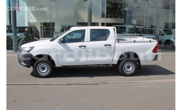Acheter Import Voiture Toyota Hilux Blanc à Import - Dubai, Ali Sabieh Region Acheter Import Voiture Toyota Hilux Blanc à Import - Dubai, Ali Sabieh Region