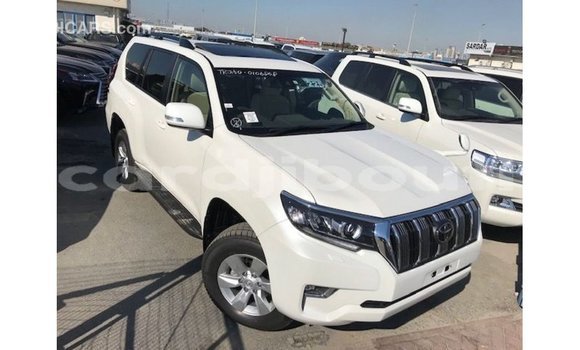 Acheter Import Voiture Toyota Prado Blanc à Import - Dubai, Ali Sabieh Region Acheter Import Voiture Toyota Prado Blanc à Import - Dubai, Ali Sabieh Region