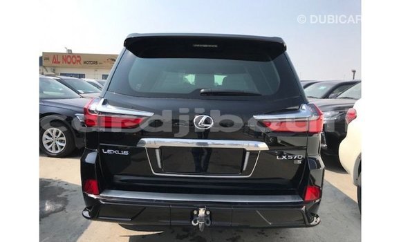 Acheter Import Voiture Lexus LX Noir à Import - Dubai, Ali Sabieh Region Acheter Import Voiture Lexus LX Noir à Import - Dubai, Ali Sabieh Region
