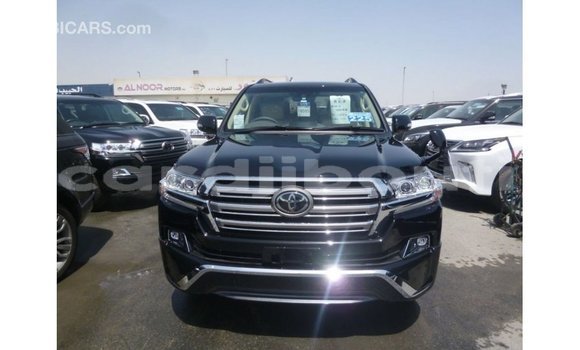 Acheter Import Voiture Toyota Land Cruiser Noir à Import - Dubai, Ali Sabieh Region Acheter Import Voiture Toyota Land Cruiser Noir à Import - Dubai, Ali Sabieh Region