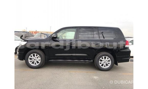 Acheter Import Voiture Toyota Land Cruiser Noir à Import - Dubai, Ali Sabieh Region Acheter Import Voiture Toyota Land Cruiser Noir à Import - Dubai, Ali Sabieh Region