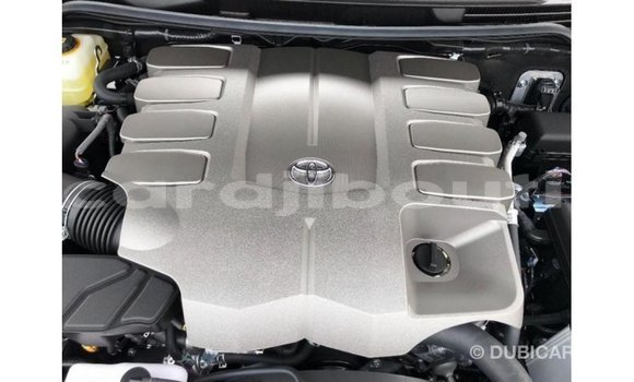 Acheter Import Voiture Toyota Land Cruiser Noir à Import - Dubai, Ali Sabieh Region Acheter Import Voiture Toyota Land Cruiser Noir à Import - Dubai, Ali Sabieh Region