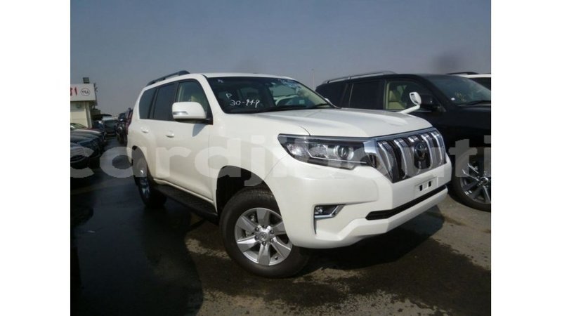 Big with watermark toyota prado ali sabieh region import dubai 3000