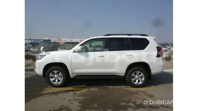 Big with watermark toyota prado ali sabieh region import dubai 3000