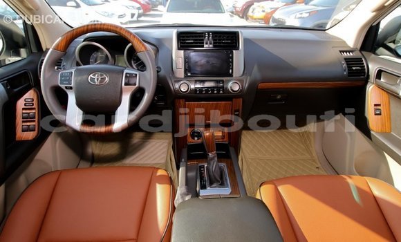Buy Import Toyota Prado White Car in Import - Dubai in Ali Sabieh Region Buy Import Toyota Prado White Car in Import - Dubai in Ali Sabieh Region