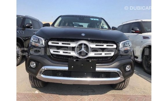 Acheter Import Voiture Mercedes-Benz 250 Noir à Import - Dubai, Ali Sabieh Region Acheter Import Voiture Mercedes-Benz 250 Noir à Import - Dubai, Ali Sabieh Region
