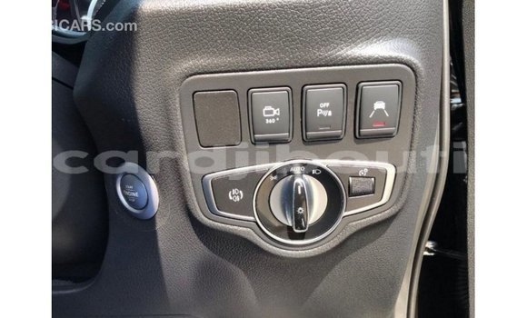 Acheter Import Voiture Mercedes-Benz 250 Noir à Import - Dubai, Ali Sabieh Region Acheter Import Voiture Mercedes-Benz 250 Noir à Import - Dubai, Ali Sabieh Region