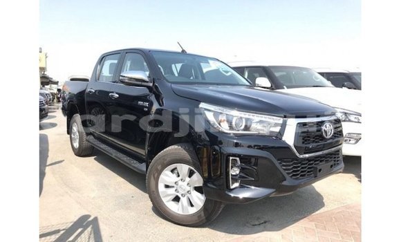 Acheter Import Voiture Toyota Hilux Noir à Import - Dubai, Ali Sabieh Region Acheter Import Voiture Toyota Hilux Noir à Import - Dubai, Ali Sabieh Region