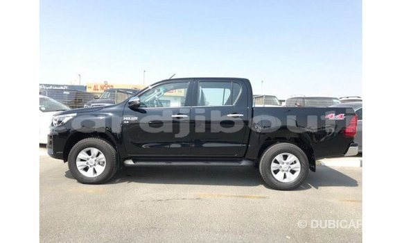 Acheter Import Voiture Toyota Hilux Noir à Import - Dubai, Ali Sabieh Region Acheter Import Voiture Toyota Hilux Noir à Import - Dubai, Ali Sabieh Region