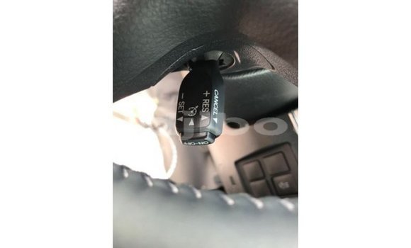 Acheter Import Voiture Toyota Land Cruiser Noir à Import - Dubai, Ali Sabieh Region Acheter Import Voiture Toyota Land Cruiser Noir à Import - Dubai, Ali Sabieh Region