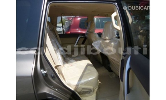 Acheter Import Voiture Toyota Prado Marron à Import - Dubai, Ali Sabieh Region Acheter Import Voiture Toyota Prado Marron à Import - Dubai, Ali Sabieh Region