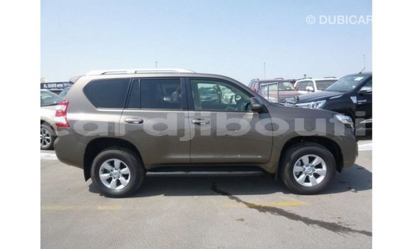 Acheter Import Voiture Toyota Prado Marron à Import - Dubai, Ali Sabieh Region Acheter Import Voiture Toyota Prado Marron à Import - Dubai, Ali Sabieh Region