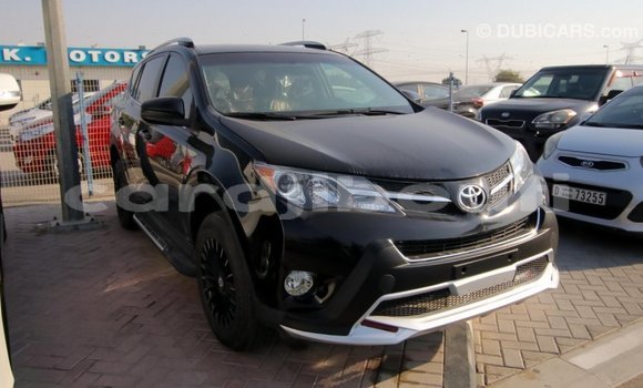 Acheter Import Voiture Toyota RAV4 Noir à Import - Dubai, Ali Sabieh Region Acheter Import Voiture Toyota RAV4 Noir à Import - Dubai, Ali Sabieh Region
