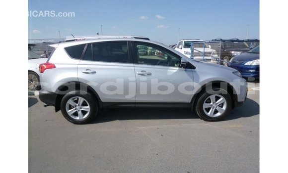 Acheter Import Voiture Toyota 4Runner Autre à Import - Dubai, Ali Sabieh Region Acheter Import Voiture Toyota 4Runner Autre à Import - Dubai, Ali Sabieh Region