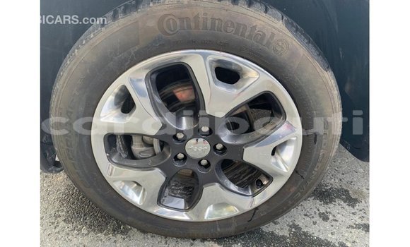 Acheter Import Voiture Jeep Compass Blanc à Import - Dubai, Ali Sabieh Region Acheter Import Voiture Jeep Compass Blanc à Import - Dubai, Ali Sabieh Region