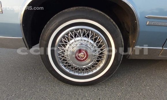 Acheter Import Voiture Cadillac Eldorado Bleu à Import - Dubai, Ali Sabieh Region Acheter Import Voiture Cadillac Eldorado Bleu à Import - Dubai, Ali Sabieh Region