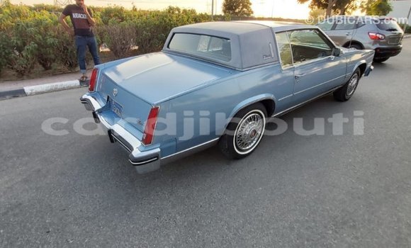 Acheter Import Voiture Cadillac Eldorado Bleu à Import - Dubai, Ali Sabieh Region Acheter Import Voiture Cadillac Eldorado Bleu à Import - Dubai, Ali Sabieh Region