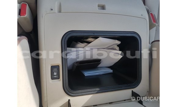 Buy Import Nissan Patrol White Car in Import - Dubai in Ali Sabieh Region Buy Import Nissan Patrol White Car in Import - Dubai in Ali Sabieh Region