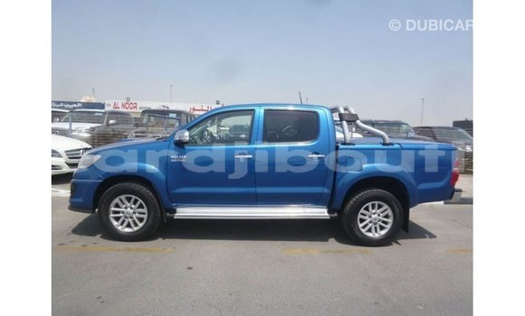 Acheter Import Voiture Toyota Hilux Bleu à Import - Dubai, Ali Sabieh Region Acheter Import Voiture Toyota Hilux Bleu à Import - Dubai, Ali Sabieh Region