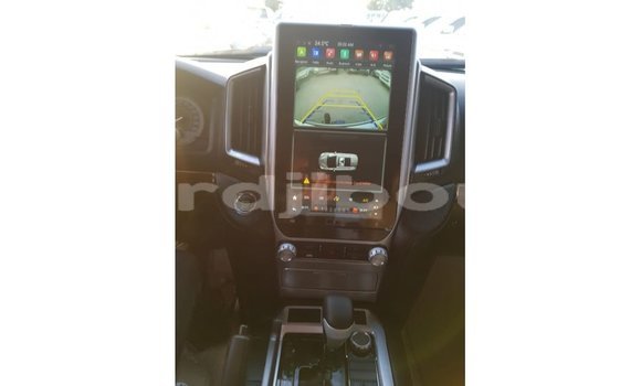 Acheter Import Voiture Toyota Land Cruiser Autre à Import - Dubai, Ali Sabieh Region Acheter Import Voiture Toyota Land Cruiser Autre à Import - Dubai, Ali Sabieh Region