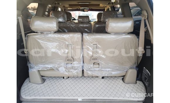 Acheter Import Voiture Toyota Land Cruiser Autre à Import - Dubai, Ali Sabieh Region Acheter Import Voiture Toyota Land Cruiser Autre à Import - Dubai, Ali Sabieh Region
