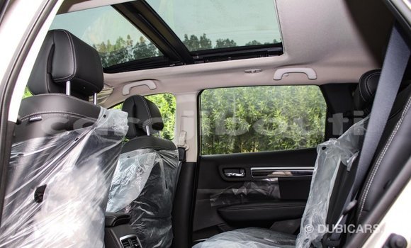 Acheter Import Voiture Renault Koleos Autre à Import - Dubai, Ali Sabieh Region Acheter Import Voiture Renault Koleos Autre à Import - Dubai, Ali Sabieh Region