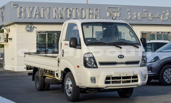 Buy Import Kia Carens White Car in Import - Dubai in Ali Sabieh Region Buy Import Kia Carens White Car in Import - Dubai in Ali Sabieh Region