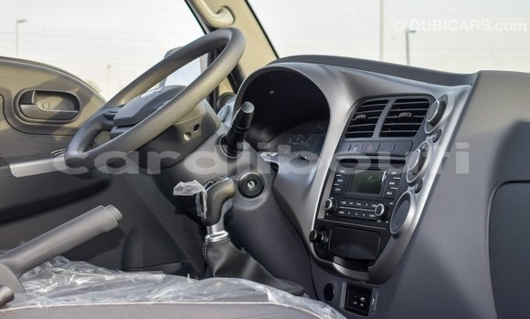 Buy Import Kia Carens White Car in Import - Dubai in Ali Sabieh Region Buy Import Kia Carens White Car in Import - Dubai in Ali Sabieh Region