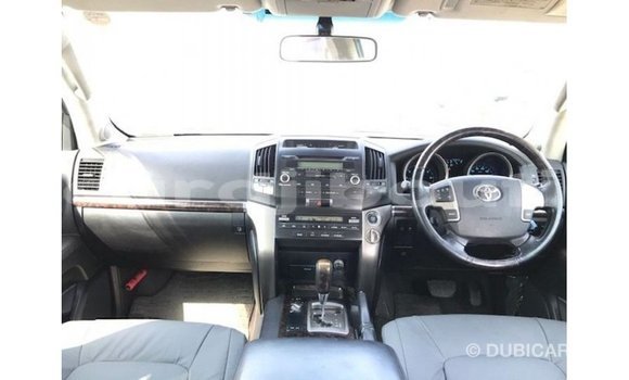 Acheter Import Voiture Toyota Land Cruiser Autre à Import - Dubai, Ali Sabieh Region Acheter Import Voiture Toyota Land Cruiser Autre à Import - Dubai, Ali Sabieh Region