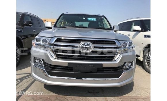 Acheter Import Voiture Toyota Land Cruiser Autre à Import - Dubai, Ali Sabieh Region Acheter Import Voiture Toyota Land Cruiser Autre à Import - Dubai, Ali Sabieh Region