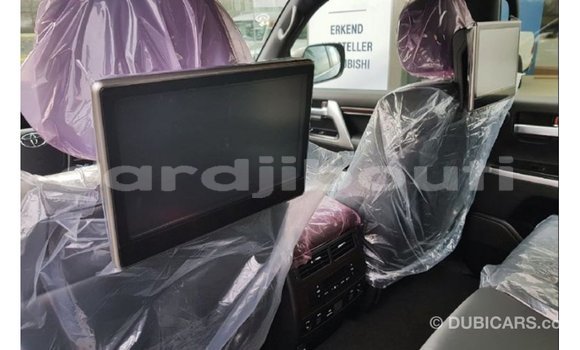 Buy Import Toyota Land Cruiser Black Car in Import - Dubai in Ali Sabieh Region Buy Import Toyota Land Cruiser Black Car in Import - Dubai in Ali Sabieh Region